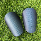 1Pair Mini Football Shin Pad Kee--resistente Stoßdämpferungsbeinschutz Leuchte 