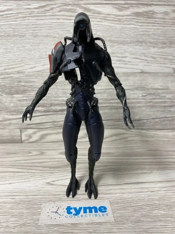 Mass Effect 3 Series 2 Collector Action Figure 7" LEGION 2012 Cover