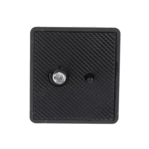 Quick Release Plate for Promaster 6100 tripod or Promaster 6030 tripod - Picture 1 of 4