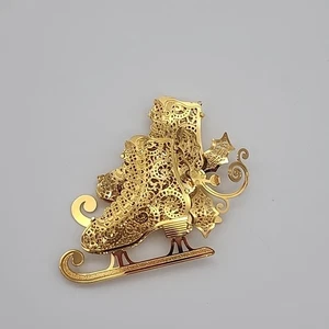 Patines de hielo brillantes anuales Danbury Mint 2020 oro 23k adorno de árbol de Navidad - Imagen 1 de 3