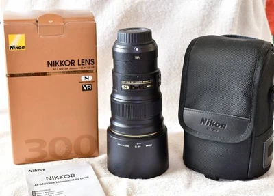 Lente AFS Nikkor 300 mm f/4E PF ED VR $1100 como nueva/sin signos de uso/filtro inc. Foto 1 de 4