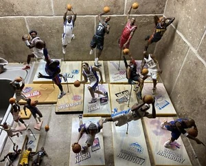 Konvolut 19 Mcfarlane NBA Figuren Garnett, McGrady, Iverson, Anthony, Marbury - Bild 1 von 12