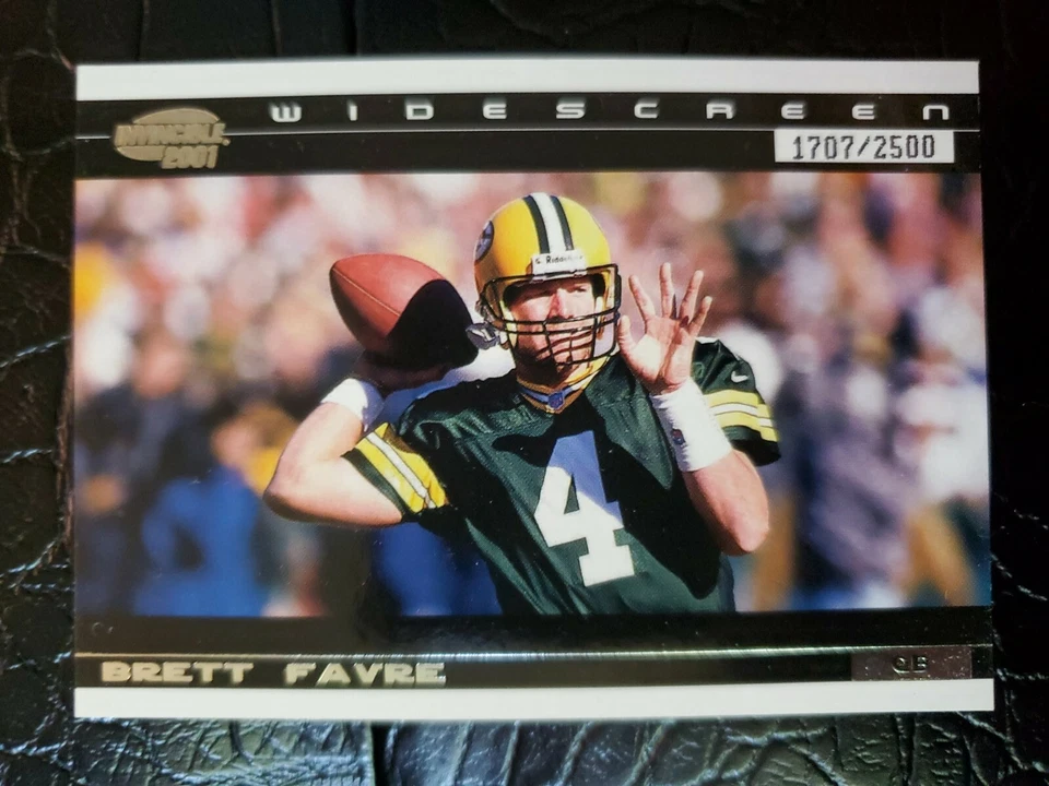 2001 Pacific Invincible Brett Favre WIDESCREEN card #6 /2500 - Image 1 of 2