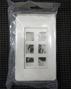 OnQ 364304-01 Anyport 6-Port Designer Outlet White - Lot of 10 - Picture 1 of 4