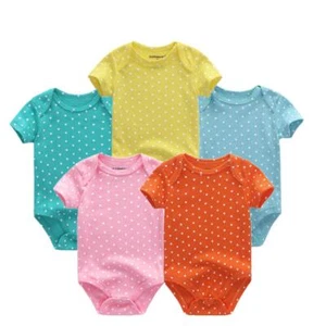 Unisex Baby Layette Essentials Giftset Clothing Set 5-Piece - Picture 1 of 7
