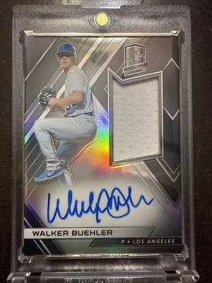 Camiseta deportiva 2018 Panini Chronicles-Spectra Rookie Auto Walker Buehler (AU, MEM, RC) Foto 1 de 2