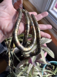 Vintage gemischt Metall Silber Gold Kupfer Ton flexibel biegbar Schlange Spule Halskette 21" - Bild 1 von 6