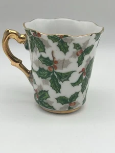 Vintage Holly Cup by Enesco Gold Trim Small Christmas Holiday Mini Mug - Picture 1 of 8