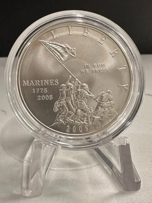2005-P Marine Corps Silver Dollar US Mint Commemorative $1 Capsule BU-INV#7808 - Image 1 of 4