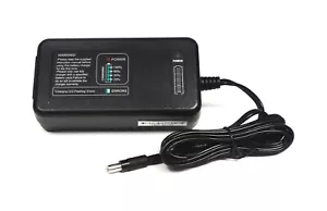 TRACER 12.8V LiFePO4 GOLF BATTERY CHARGER 4 AMP - DC JACK 5.5 x 2.1mm CONNECTOR - Picture 1 of 7