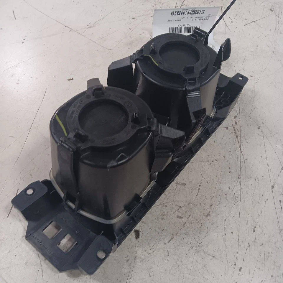 Porta-copos Ford Focus 2018 2017 2016 2015 - Imagem 1 de 4