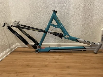 Yeti AS-R SL Frame Medium 19” Mountain Bike 26” Wheel Carbon Rear Fox RP23 Retro - Image 1 of 4