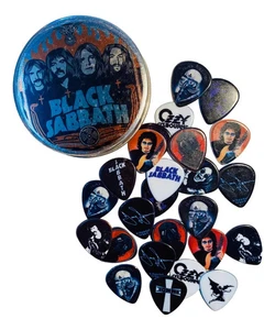 BLACK SABBATH & OZZY GITARRENPLEKTREN doppelseitig Pack 25 + Geschenkdose - ARGENTINIEN - Bild 1 von 1