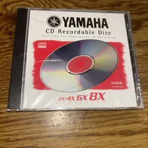 Yamaha CD Recordable Disc 650MB 74 min. CDR74M8 - Imagen 1 de 2