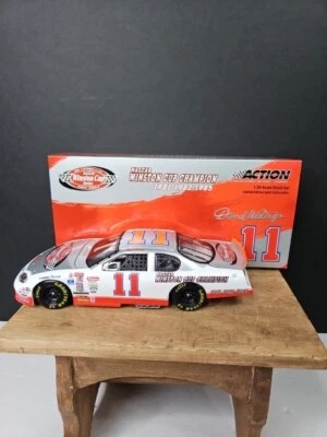 2003 1/24 Acción Darrell Waltrip #11 Victory Lap 3X Campeón  Foto 1 de 4