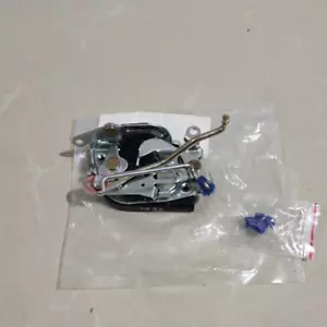 DAIHATSU TAFT F70 ROCKY FEROZA FOURTRAK REAR DOOR LOCK MECHANISM ASSY - Picture 1 of 8