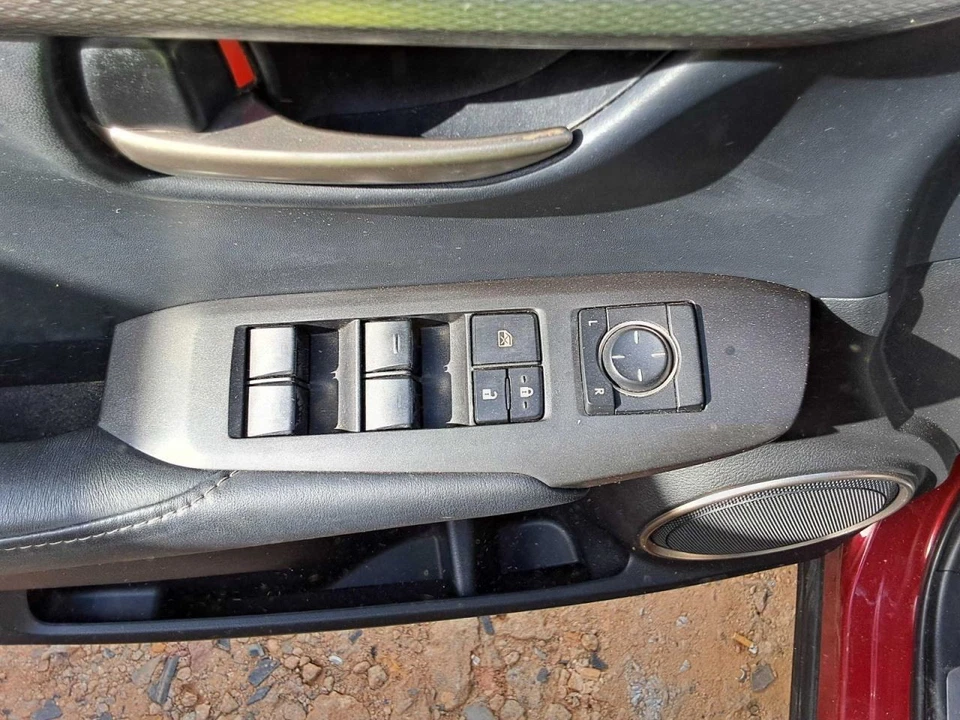 Interruptor de puerta delantera del conductor maestro del conductor se adapta a 15-17 LEXUS NX200T 5183362 Foto 1 de 1