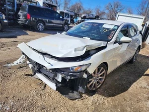 Alternator Naturally Aspirated Fits 19-21 MAZDA 3 1623779 - Picture 1 of 12