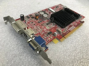 ATI Radeon X600XT 0UC946 102A3343701 Pci-E Graphics Video Card - Picture 1 of 6