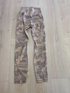 Lululemon Align hoch geschnittene Hose mit Taschen 25" Heritage 365 Camouflage Beige Multi 2 - Bild 1 von 11