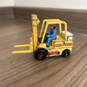 Corgi Allis Chalmers APC 60 Fork Lift Truck Used Condition - Picture 1 of 8