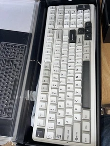 AULA F99 Wireless Mechanical Keyboard (Blue & White) - Picture 1 of 3