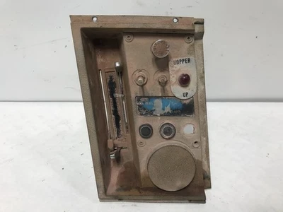 Ford LTS9000 Heater A/C Temperature Controls - Used - Image 1 of 4