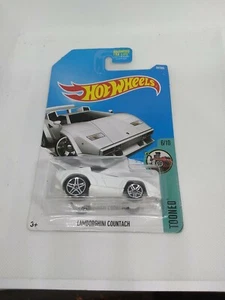 2017 Hot Wheels Lamborghini Countach White Tooned 54/365 DTX49 (HW333) - Picture 1 of 3