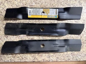 NOS 3x lame rotanti 10634 sollevatore tagliaerba adatte 48" John Deere GY20568 GX20250 - Foto 1 di 3