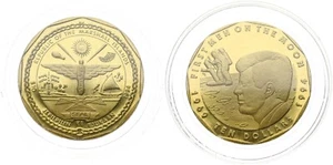 1994 MARSHALL ISLAND $10 DOLLAR FIRST MAN ON THE MOON KENNEDY PROOF COIN - Picture 1 of 2