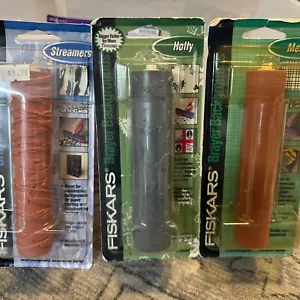 NIP Fiskars Brayer Background Roller Stamps Brayer Mesh, Streamers & Holly New - Picture 1 of 7