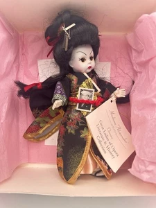 Madame Alexander Puppe - Madame Butterfly #22000 8 Zoll - mit Originalkarton - Bild 1 von 13