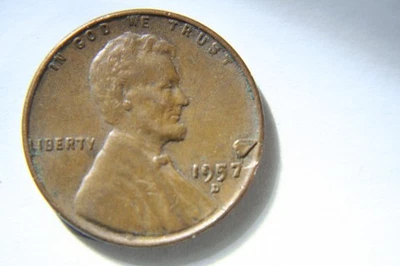 1957-D Lincoln Wheat Cent LAMINATION ERROR - Image 1 of 3