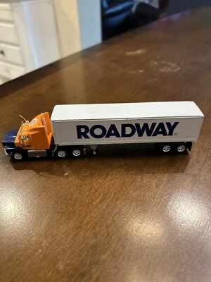1/97 Matchbox 1991 Ford Aeromax Roadway Semi Truck Loose Near Mint - Image 1 of 4