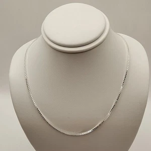 Collar italiano de cadena de caja de plata esterlina maciza con cierre de garra de langosta 18" - Imagen 1 de 8