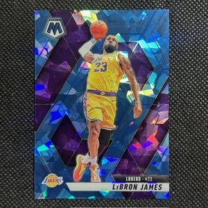 2024-25 Panini Mosaic LeBron James Blue Cracked Ice /125 SP Los Angeles Lakers - Picture 1 of 3