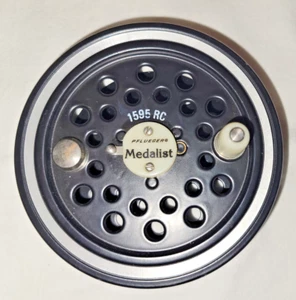 PFLUEGER MEDALIST 1595 RC FLIEGENANGELN ROLLE SPULE nur SAUBER - Bild 1 von 4