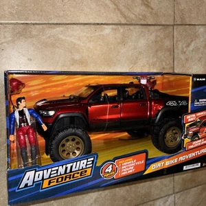 Dodge Ram 1500 Metal Truck Juego Motocicleta Motociclista Figura 1/24 Diecast Juguete NUEVO - Imagen 1 de 6