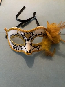 Venetian Sparkle Yellow Costume Face Eye Mask Halloween Bling Glitter - Picture 1 of 5