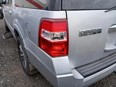 Used Left Tail Light Assembly fits: 2013 Ford Expedition Left Grade A Foto 1 de 4