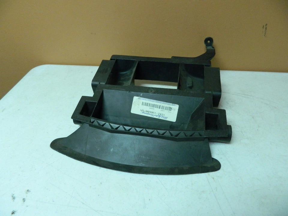 New OEM 2000-2004 Ford Focus Air Duct Assembly YS4Z19B680DA - Imagem 1 de 1