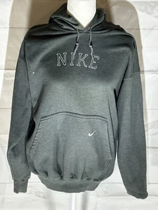Felpa Nike usata con cappuccio e logo ricamato taglia Med. - Foto 1 di 6