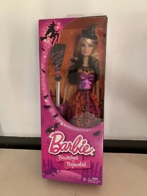 Barbie Mattel, 2013 Barbie Halloween Hechizada y Joya En Caja Original Foto 1 de 4