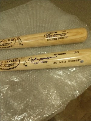 💥LOT OF💥2🤩BATS💥AUTOGRAPHED💥BY💥HOF💥ANDRE🌟DAWSON🌟JSA LOA🌟 - Image 1 of 4