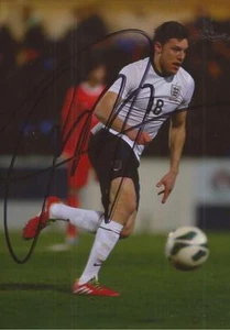 ENGLAND & CAMBRIDGE UTD: PAUL DIGBY SIGNED 6x4 ACTION PHOTO+COA - Picture 1 of 1
