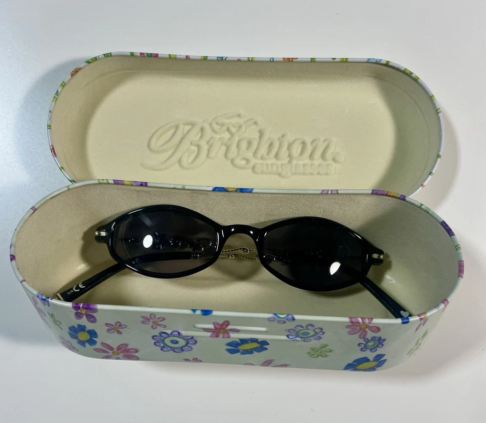 ÓCULOS DE SOL OVAL DESIGNER ABRIL ENCANTADO BRILHANTE - Imagem 1 de 4