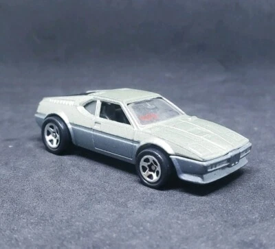 BMW M1 1996 Street Beast Silver Variation suelto Hot Wheels  Foto 1 de 4