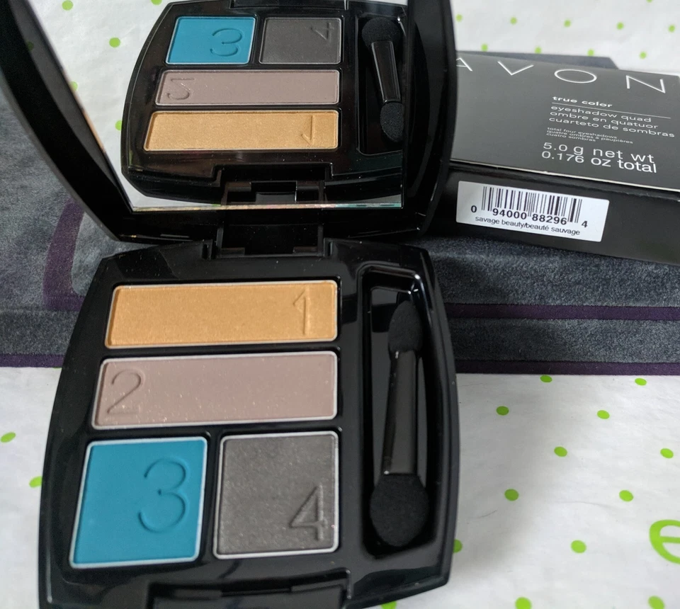 Avon True Color Eye Shadow Quad SAVAGE BEAUTY Mirror Compact NIB - Image 1 of 2