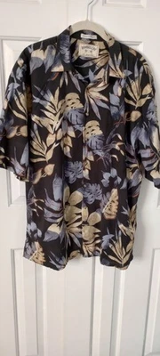 Bamboo Cay 男式纽扣衬衫 XL 黑色带花卉夏威夷短袖 — 第 1/4 张图片