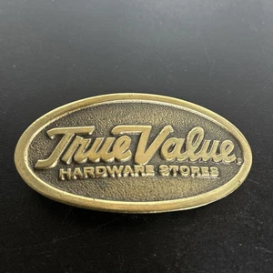 Hebilla de cinturón vintage años 70 VALOR VERDADERO ferreterías LATÓN MACIZO vaquero WESTERN - Imagen 1 de 4